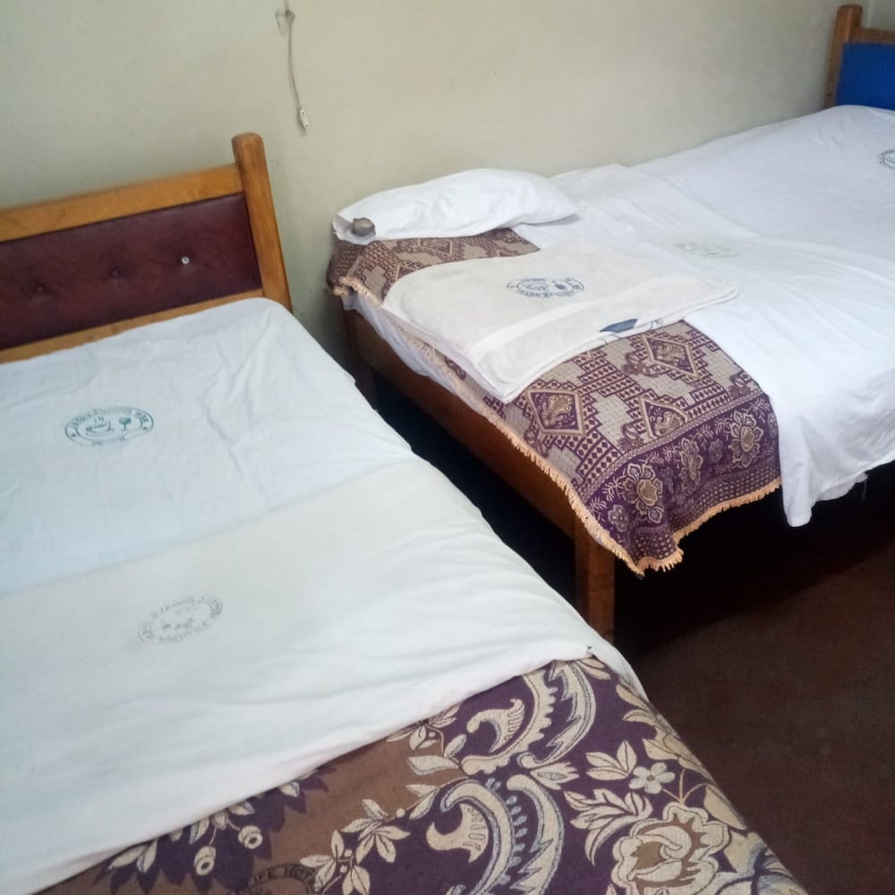 New Highlife Hotel view 3