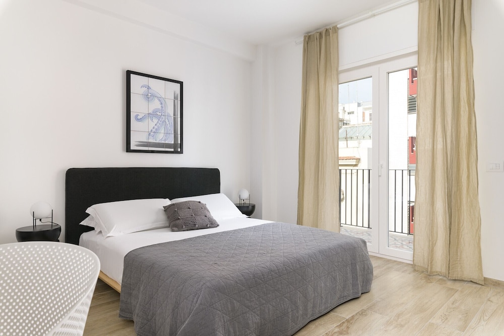 201 - Palazzo Murat - Apt 5 - LOC