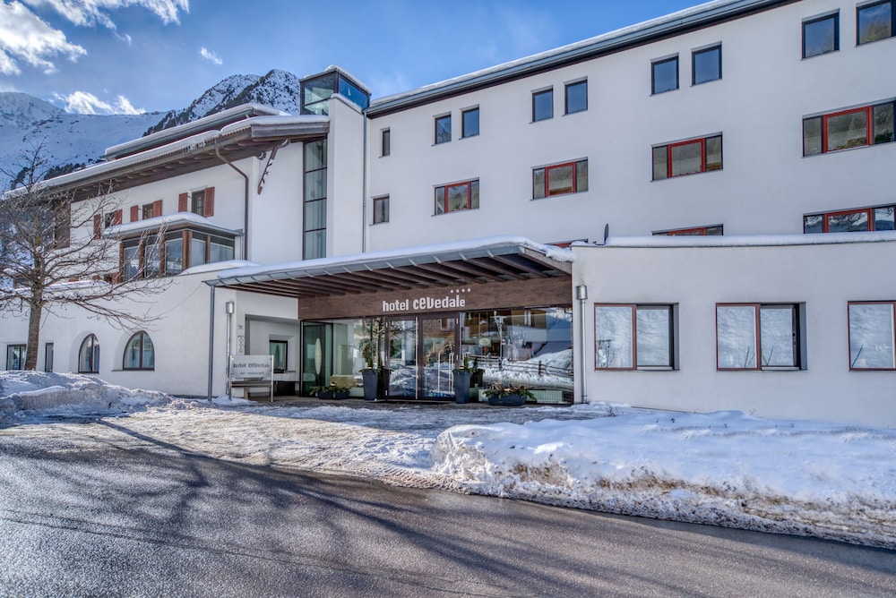 Hotel Cevedale photo 2