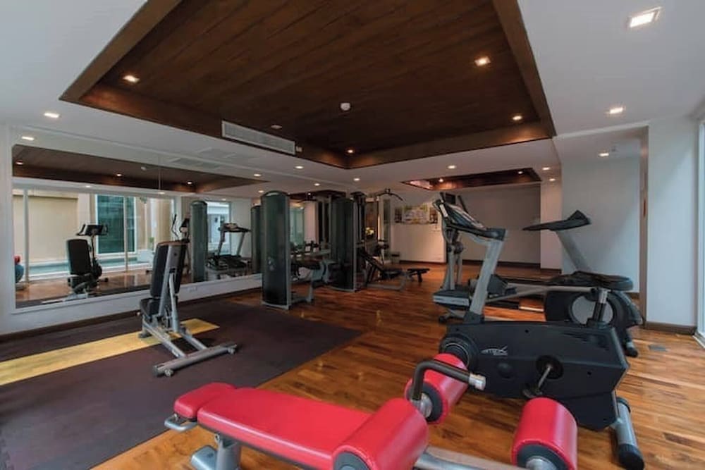 6-20 - 2 Bdr Condo With Balcony and Shared Pool