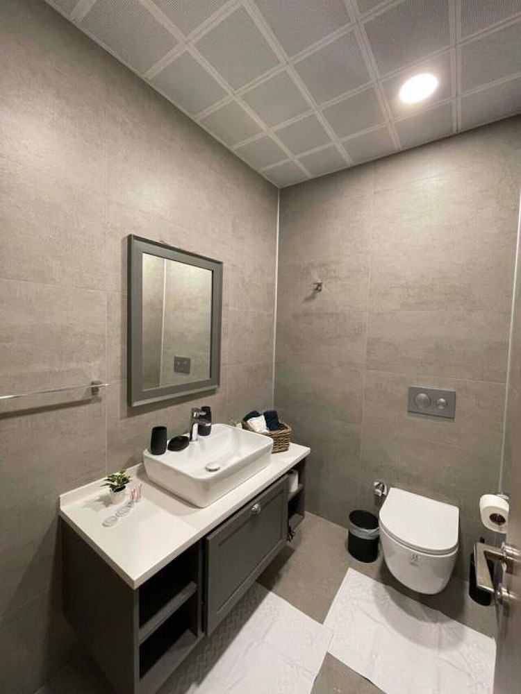 Lovely 1-bedroom Suite Apartment Near Mall of Istanbul