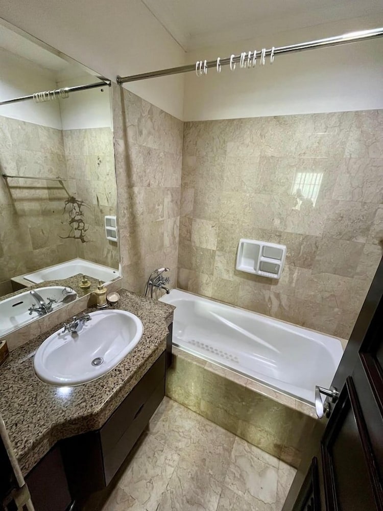 Somerset Berlian Suites Jakarta