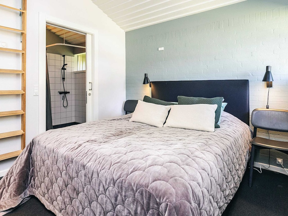 6 Person Holiday Home on a Holiday Park in Karrebaeksminde