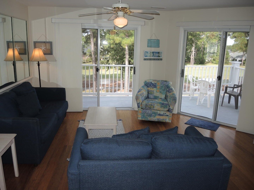 2909m 1 Bedroom Condo