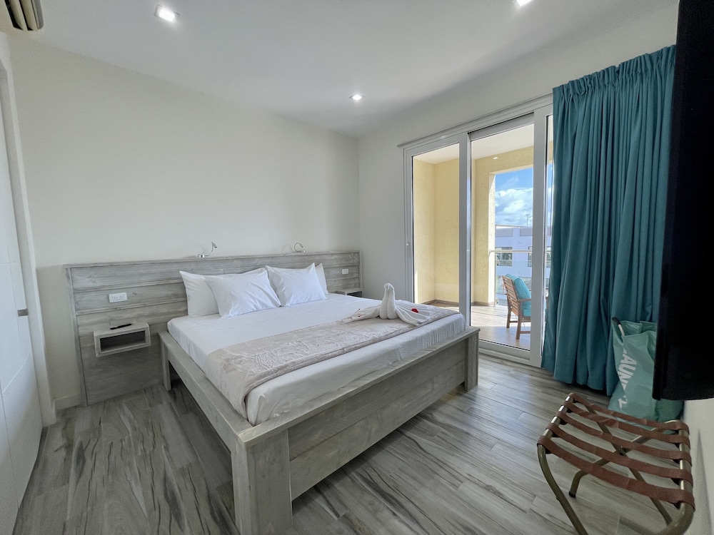 The Cove - Condo Hotel - Perfect Location