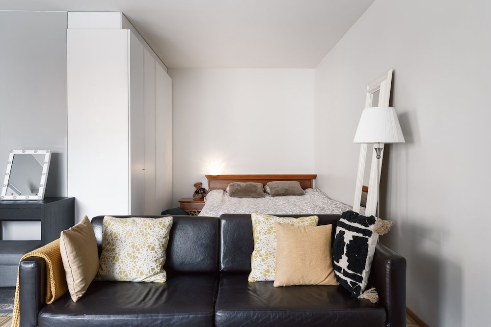 Bright Studio Apt. with Private Balcony