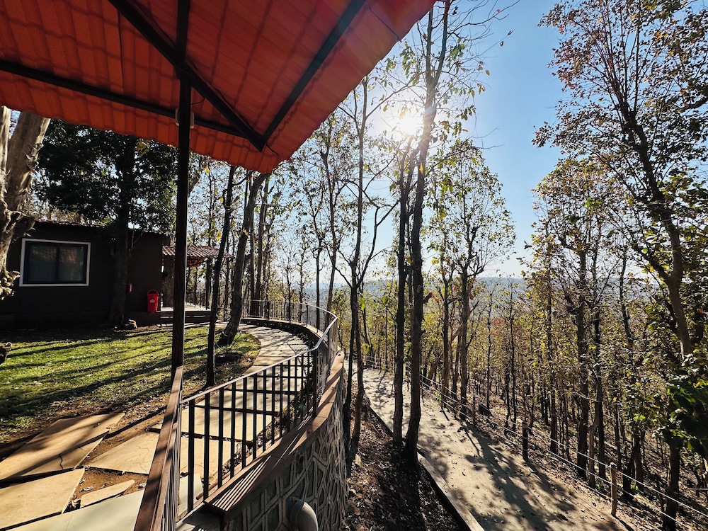 Wild heaven Glamping And Resort Saputara