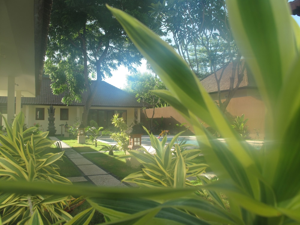 Mimpi Nyata Villa & Dive Center