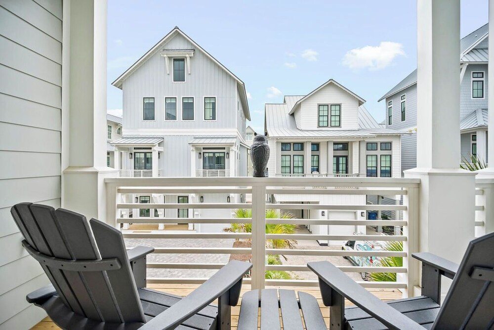 Pelican Place 108 RET