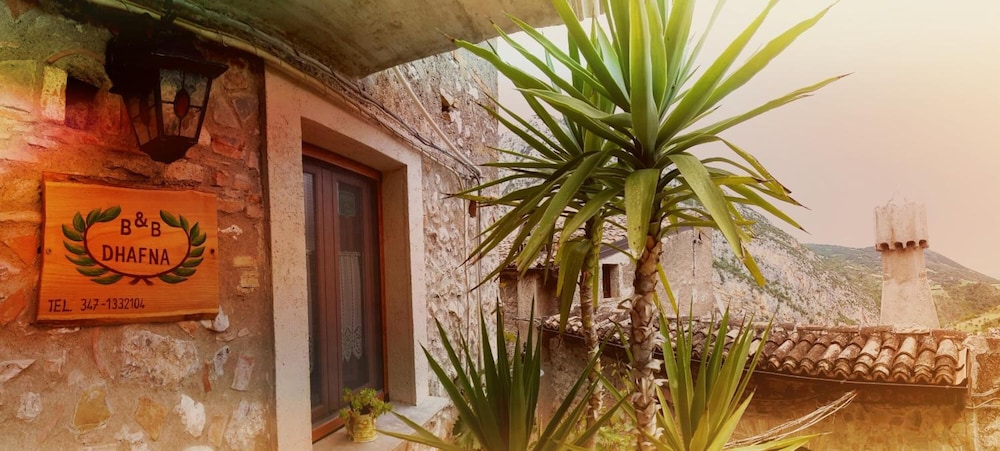 Bed & Breakfast Dhafna Civita