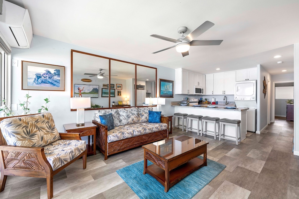 Ocean Front! - Second Floor With AC & Lanai! - Vrkcv
