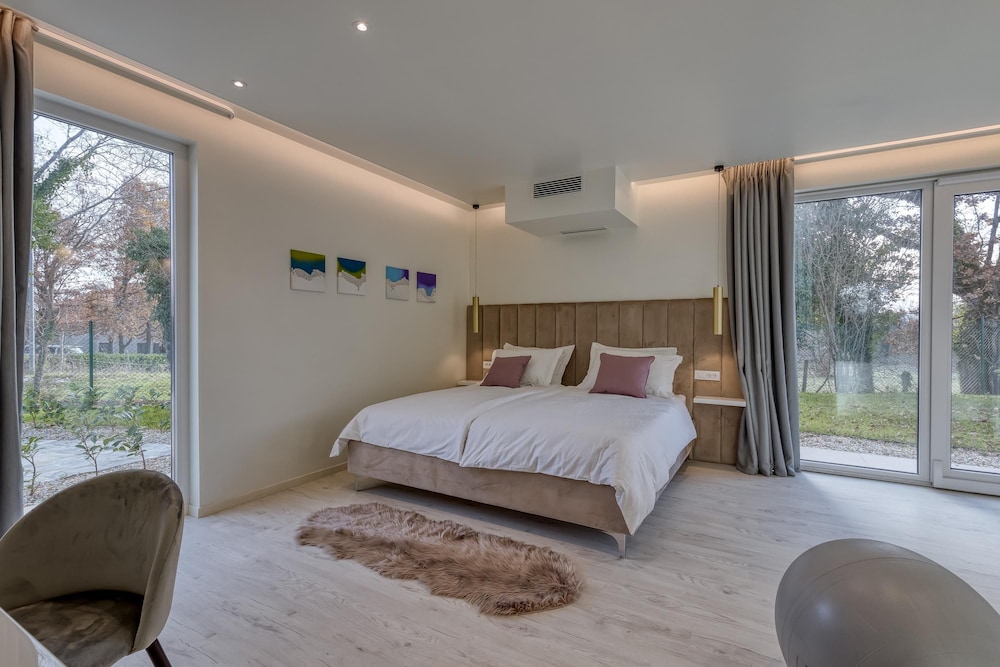 Luxury Villa Sonia With Wellness Gym