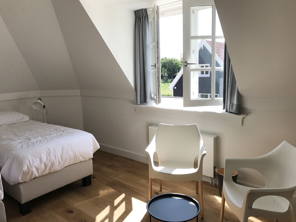 B&B Reeburg