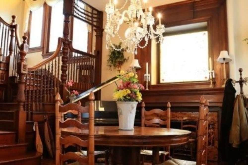 Berea Vacations - The Bennett House Bed  Breakfast - Property Image 4
