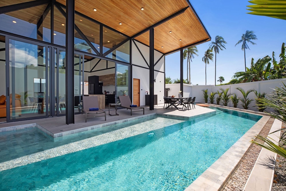 22m Oxygen Pool Villa Sunset Garden 9
