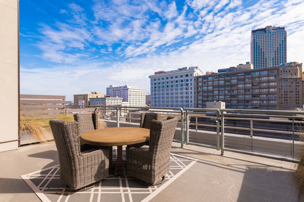 New Orleans Vacations - Modern 4BR Condo in the Heart of NOLA - Property Image 31