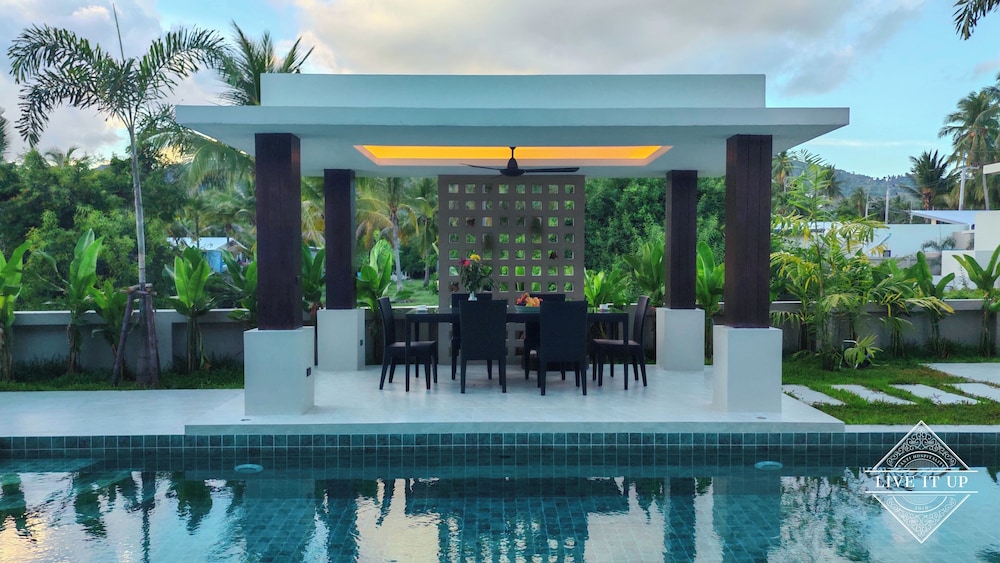 Santi Tara Villas
