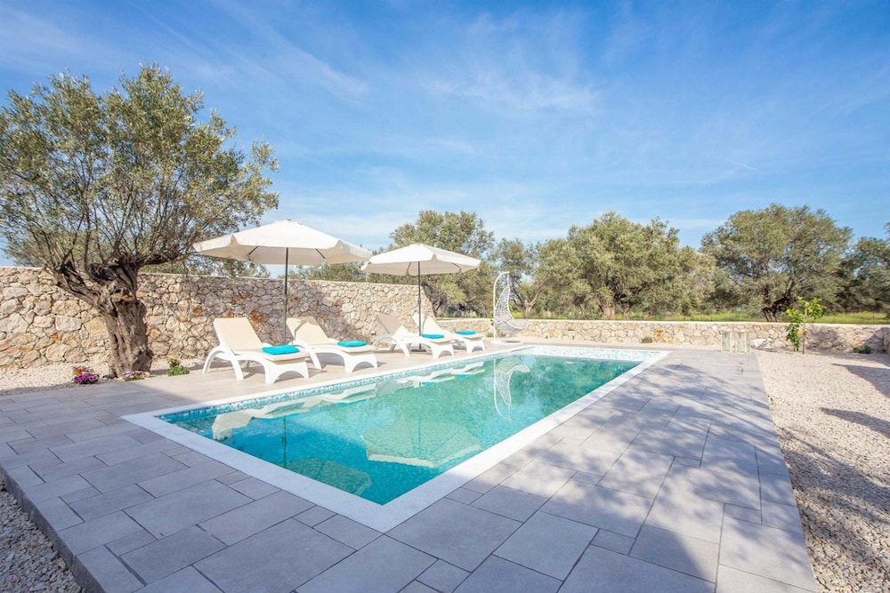 Villa Kalathos Dream White