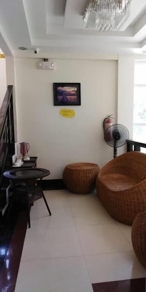 Citrine Tourist Travel Lodge