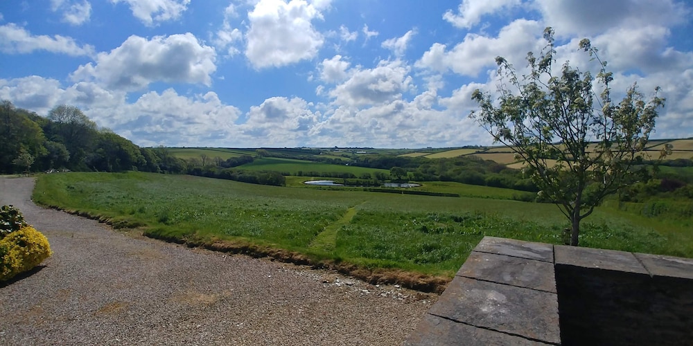 Degembris Cottages