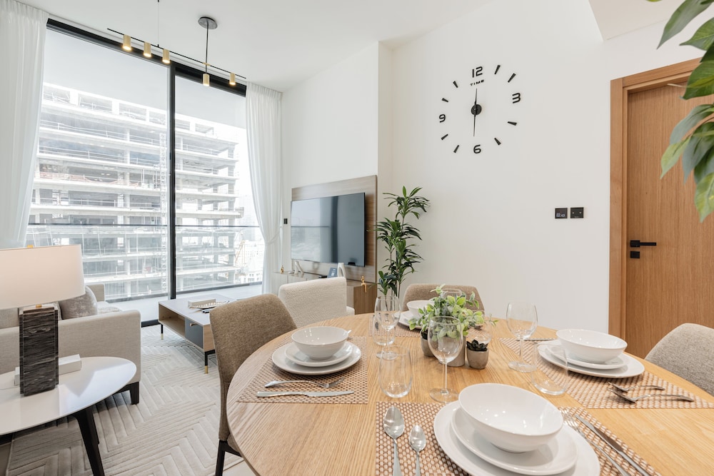 Binghatti Amber Residences- JVC