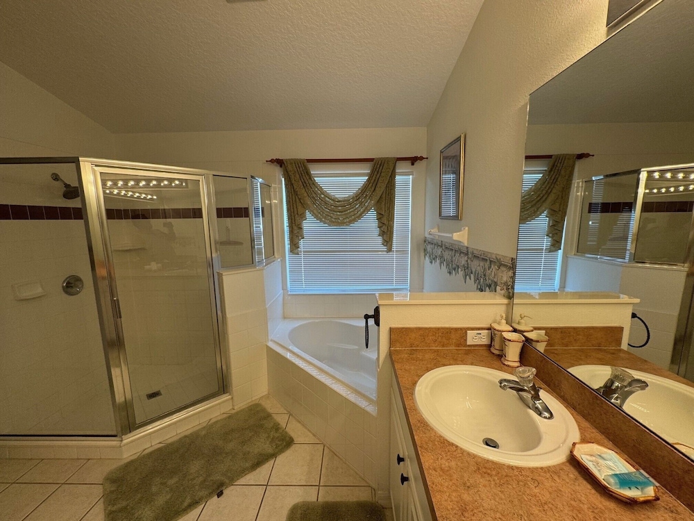 Sunset Villa Your Gateway to a Magical Florida Vacation!