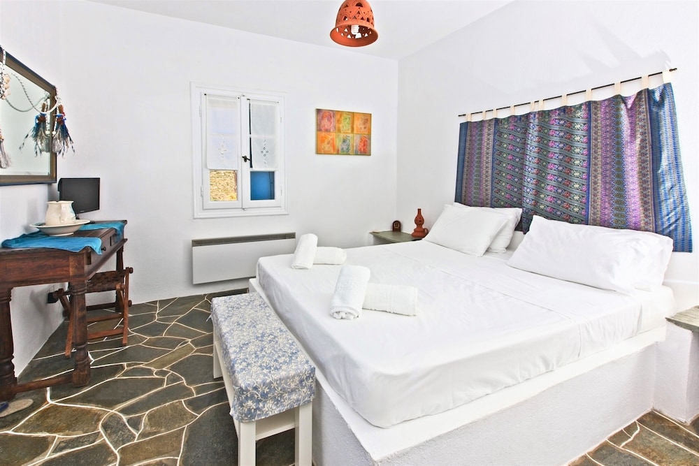 Sifnos Residence