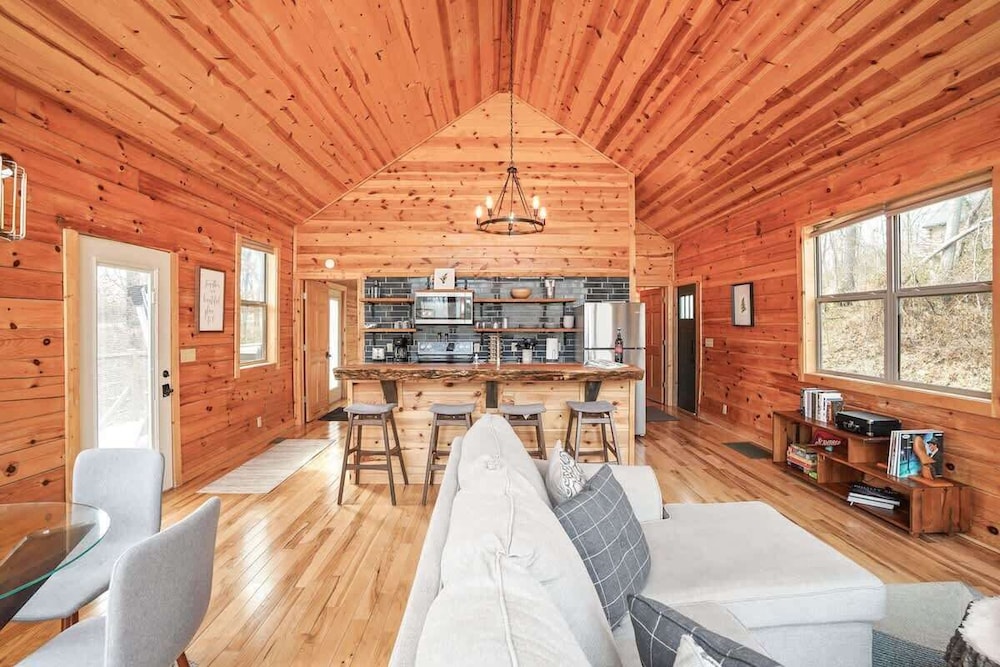 Fern Haven A Modern Take on Hocking Hills Cabins