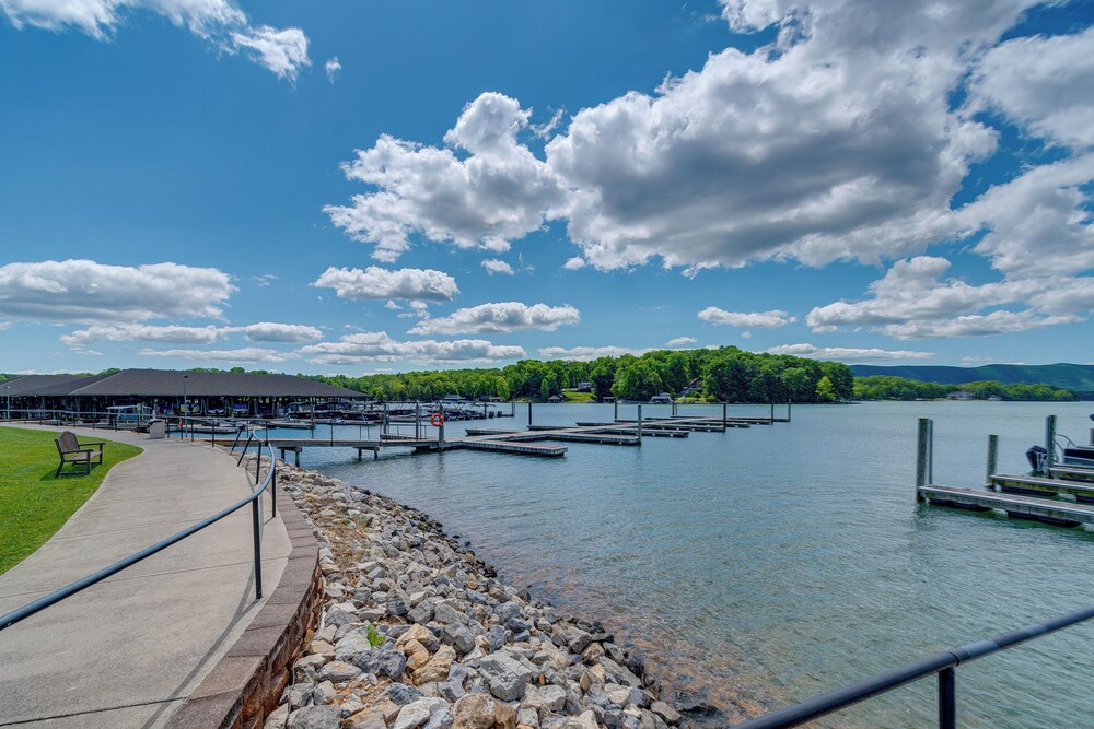 Community Pools & Beach: Smith Mountain Lake Condo