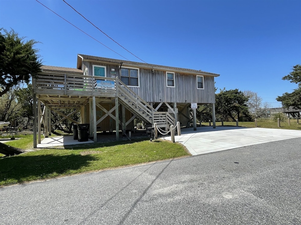 Tilghman's Nette 3 Bedroom Cottage by RedAwning