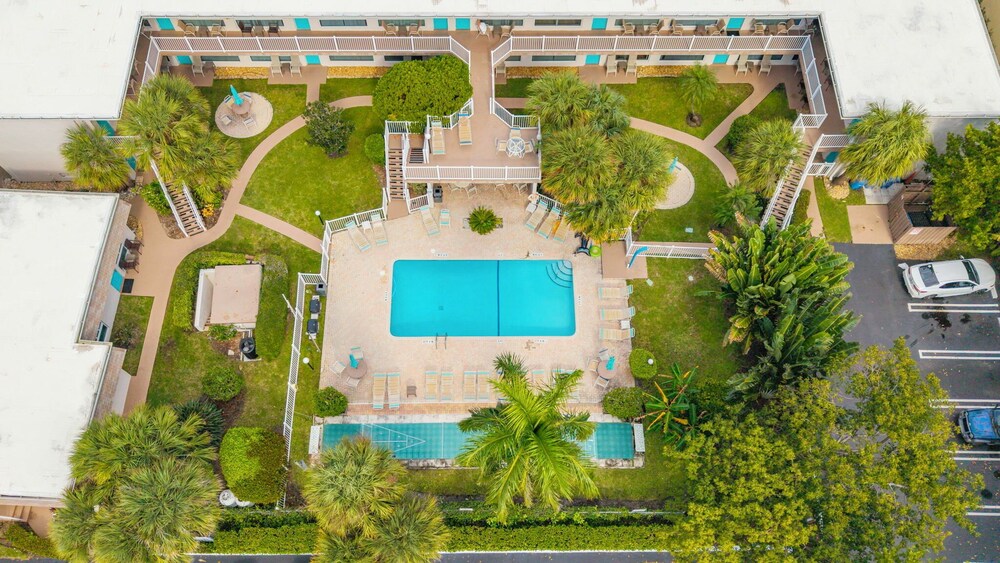 Pompano 3225