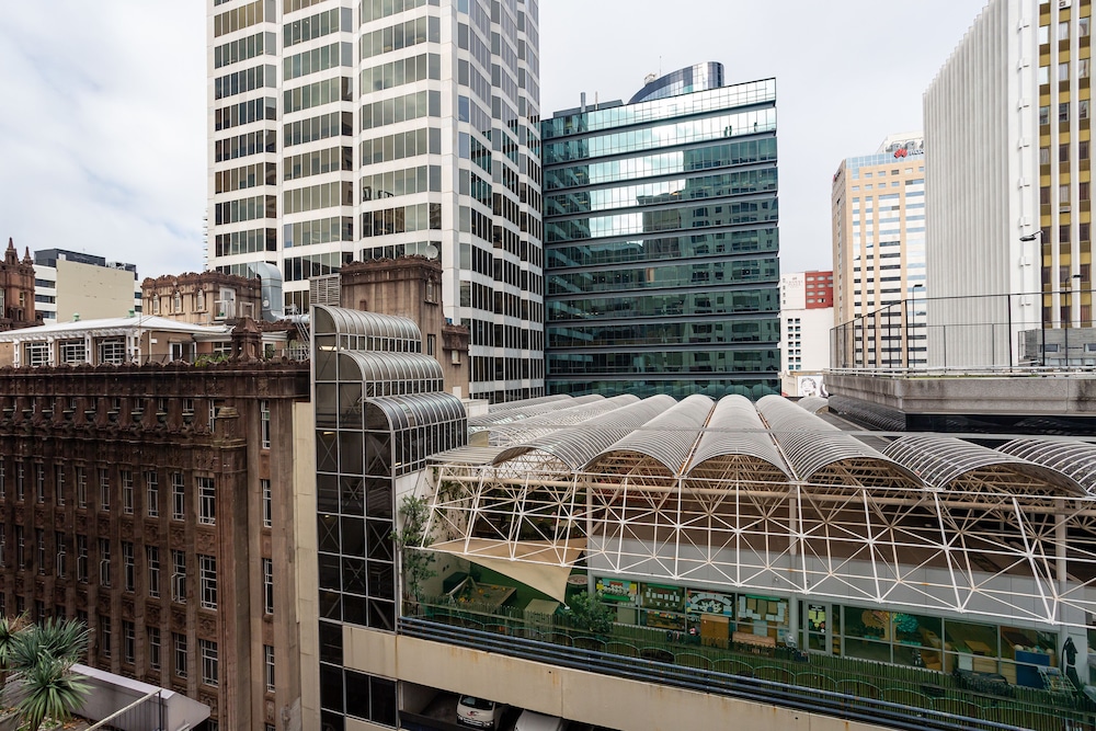 Toodle's Stylish stay on Queen Street view 4
