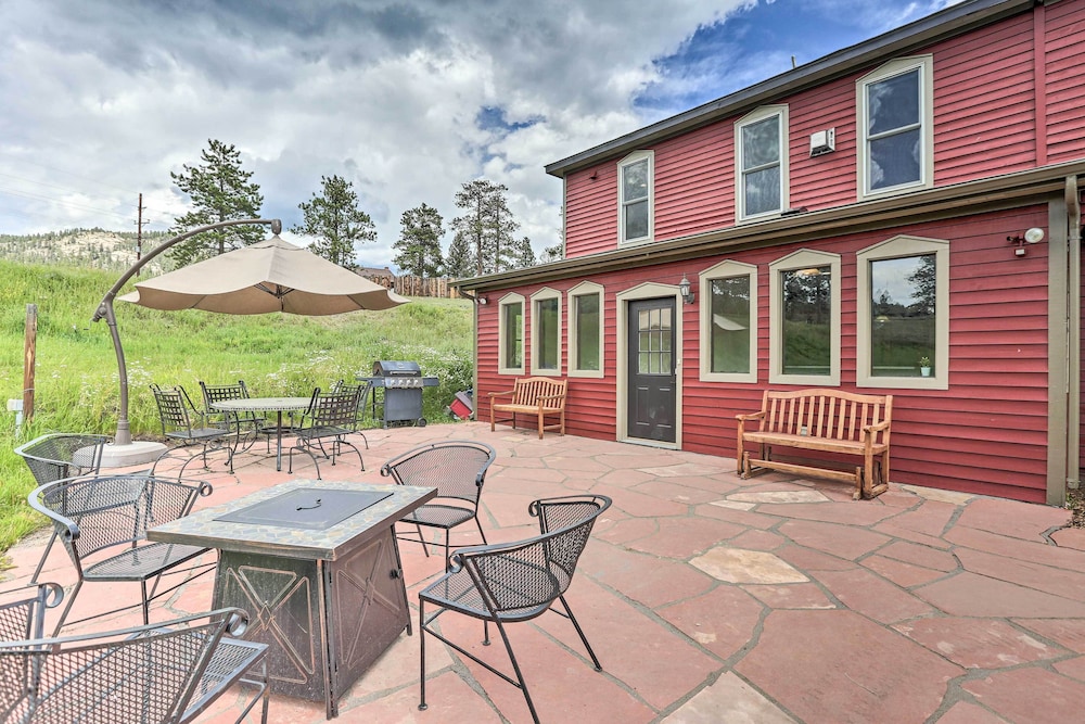 Mtn View + Group Ready: Conifer Home on 100 Acres!