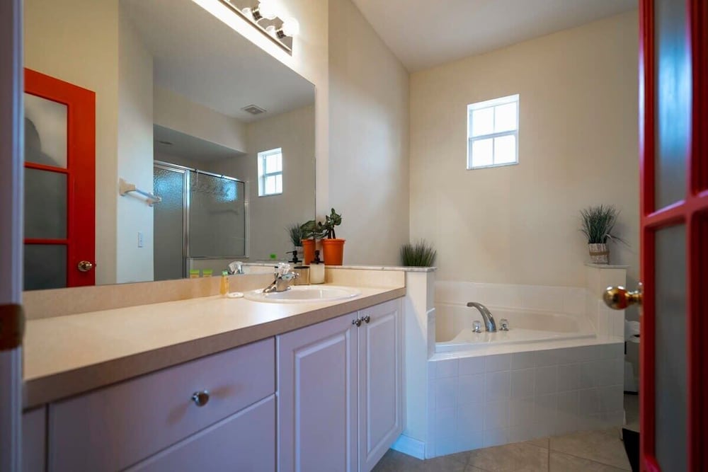 Marvelous 4Bd Close to Disney w/ Pool at 313 Tuscan Hills