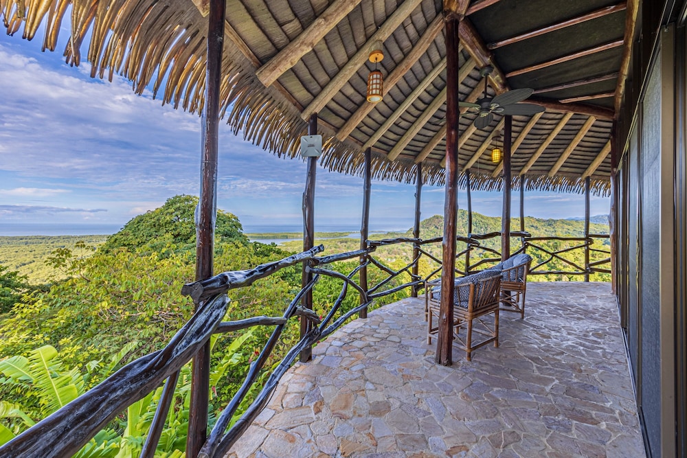 Authentic Jungle Ocean Escape by Pura Villas