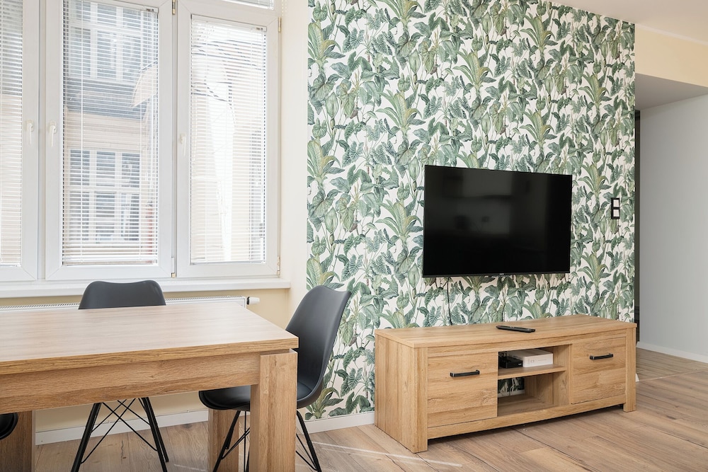 RentPlanet - Apartamenty Rewolucji 1905