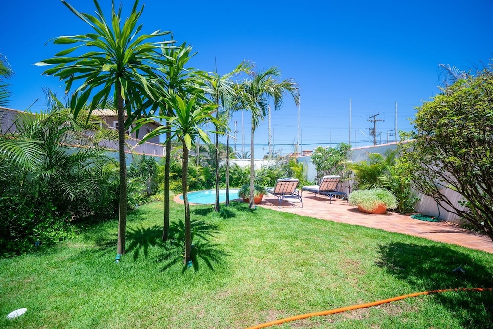 Bz93 Cond pé na areia piscina privativa