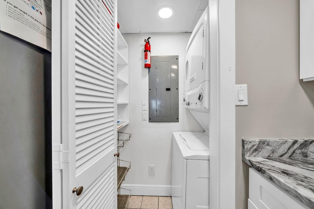 Pirate Cove Villas #111