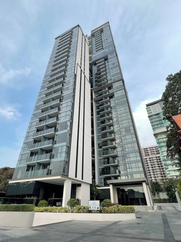 Sea View Luxury -best In Pattaya