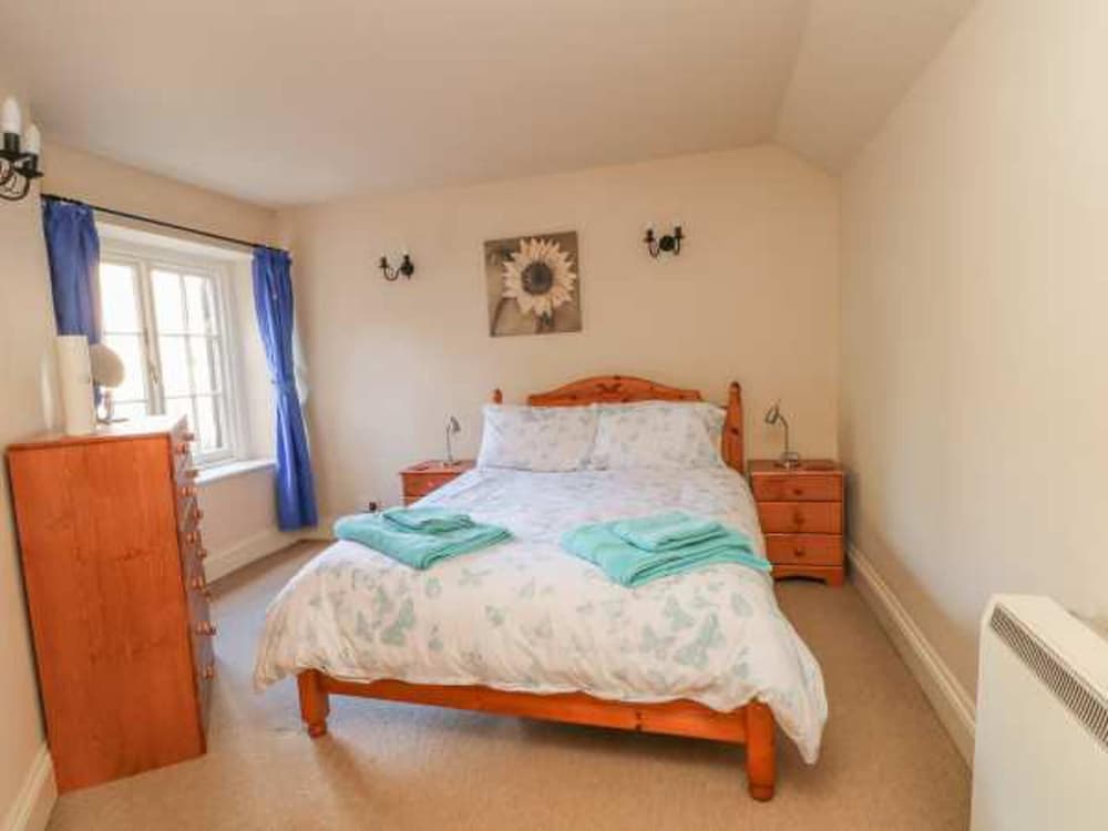 Beautiful 3-bed House in Longnor Near Buxton view 3