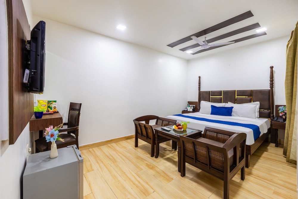 Hotel Downtown by Quadis - East of Kailash