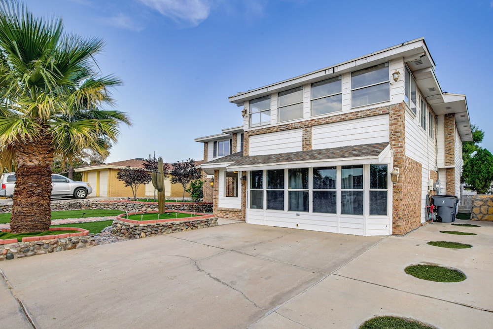 13 Mi to Downtown El Paso: Home w/ Game Room & Bar