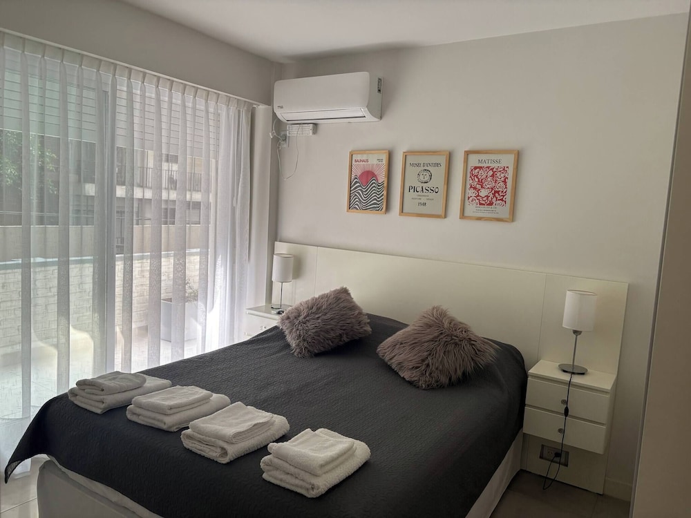 Cozy Buenos Aires Apartment in Desirable Neighborhood