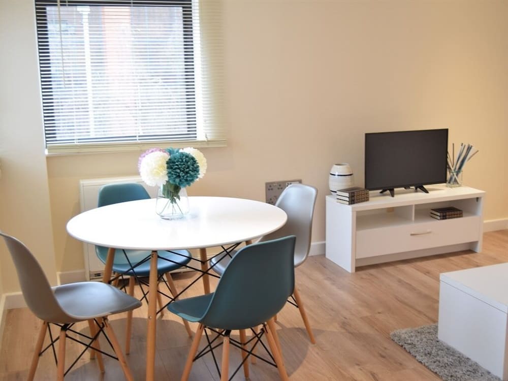 Morland House Apartments