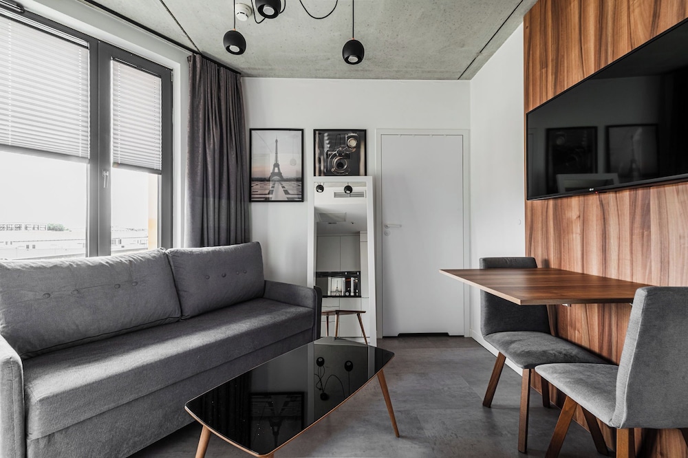 RentPlanet - Studio Legnicka