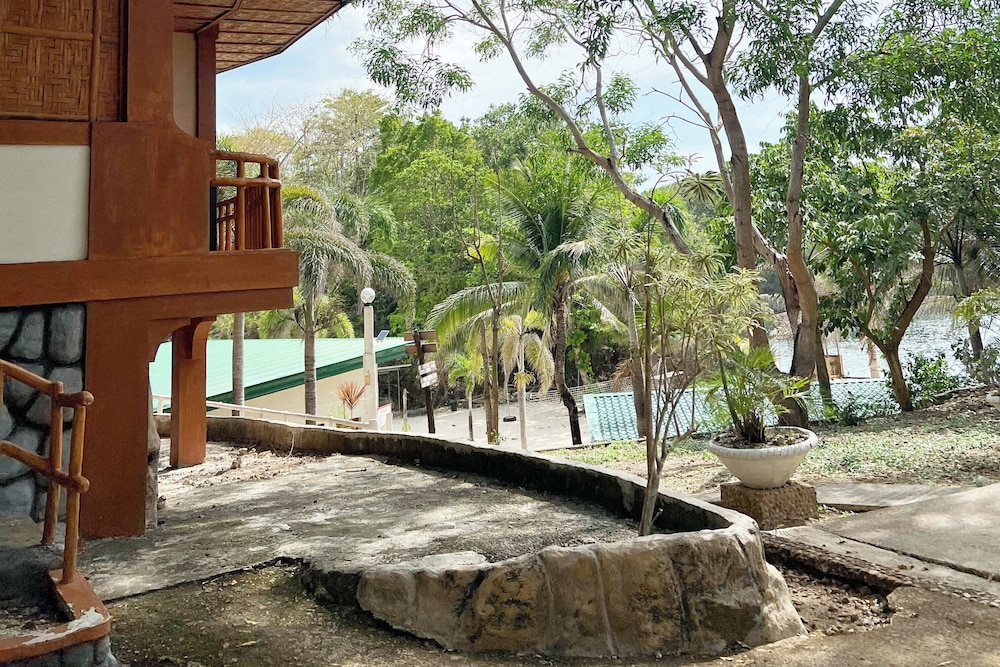 La Puerta Al Paraizo Guimaras