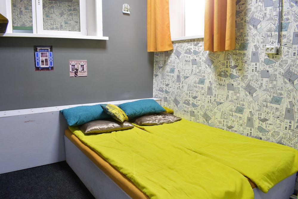 Reshetnikov Hostel