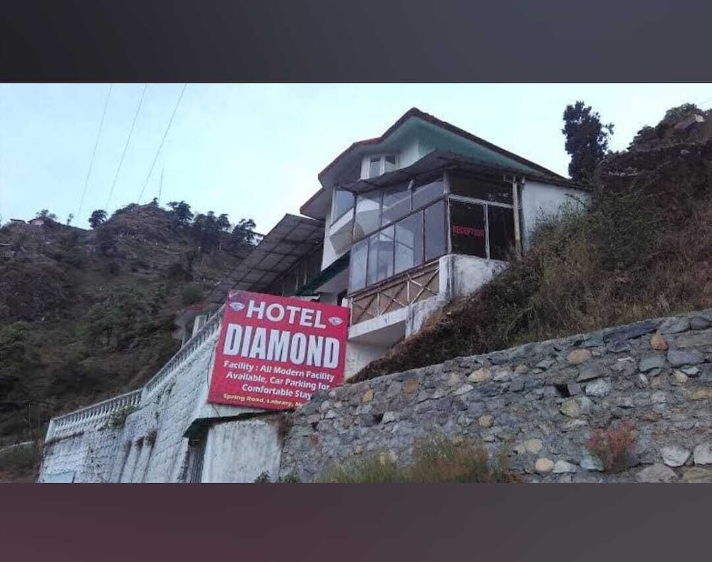 HOTEL DIAMOND