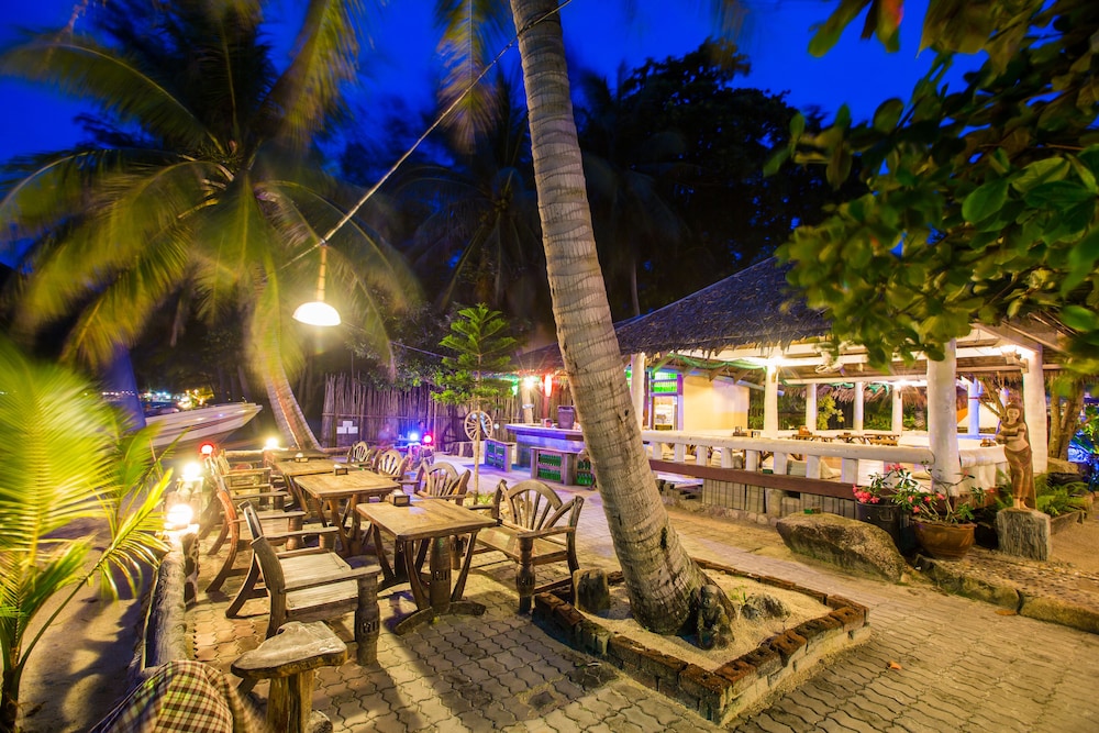 Bottle Beach 1 Resort