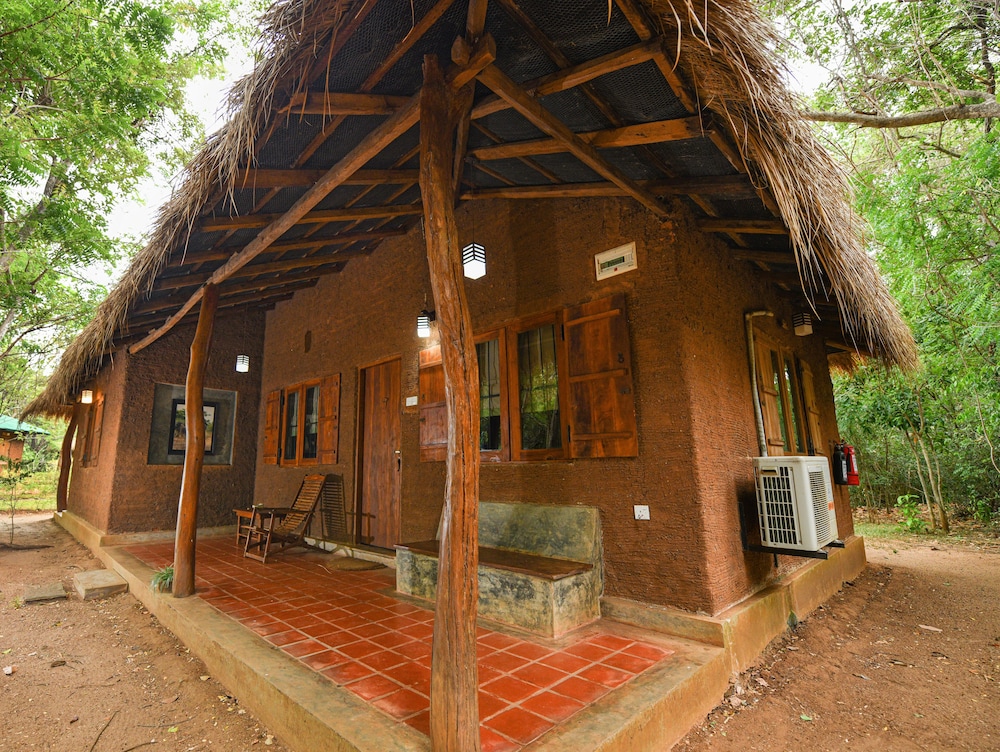 The Other Corner - Habarana